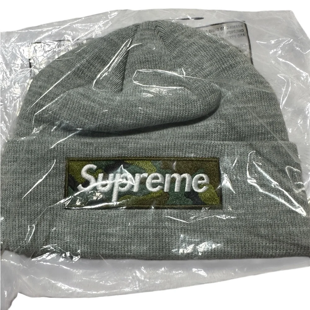 Supreme x New Era Gray Camo Box Logo Beanie FW Season NWT OS